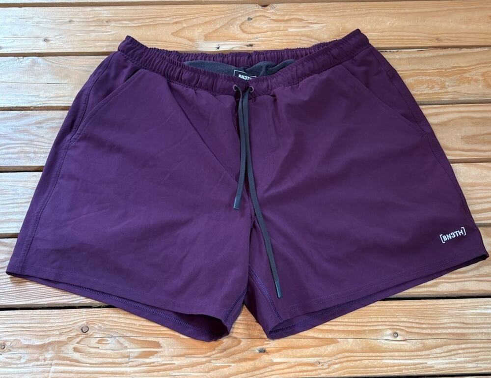 BN3th Men’s Athletic shorts Size L Purple M7